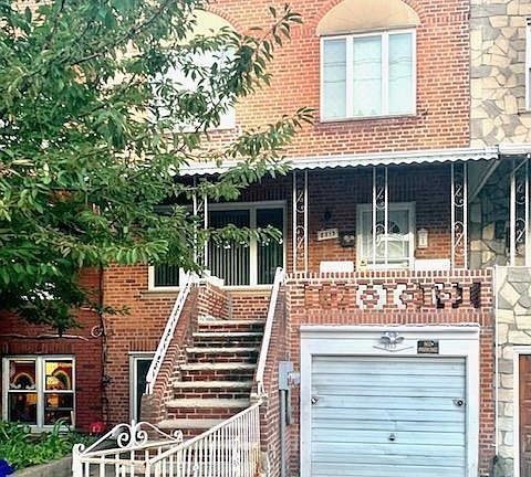 4th image of 8813 26th Ave