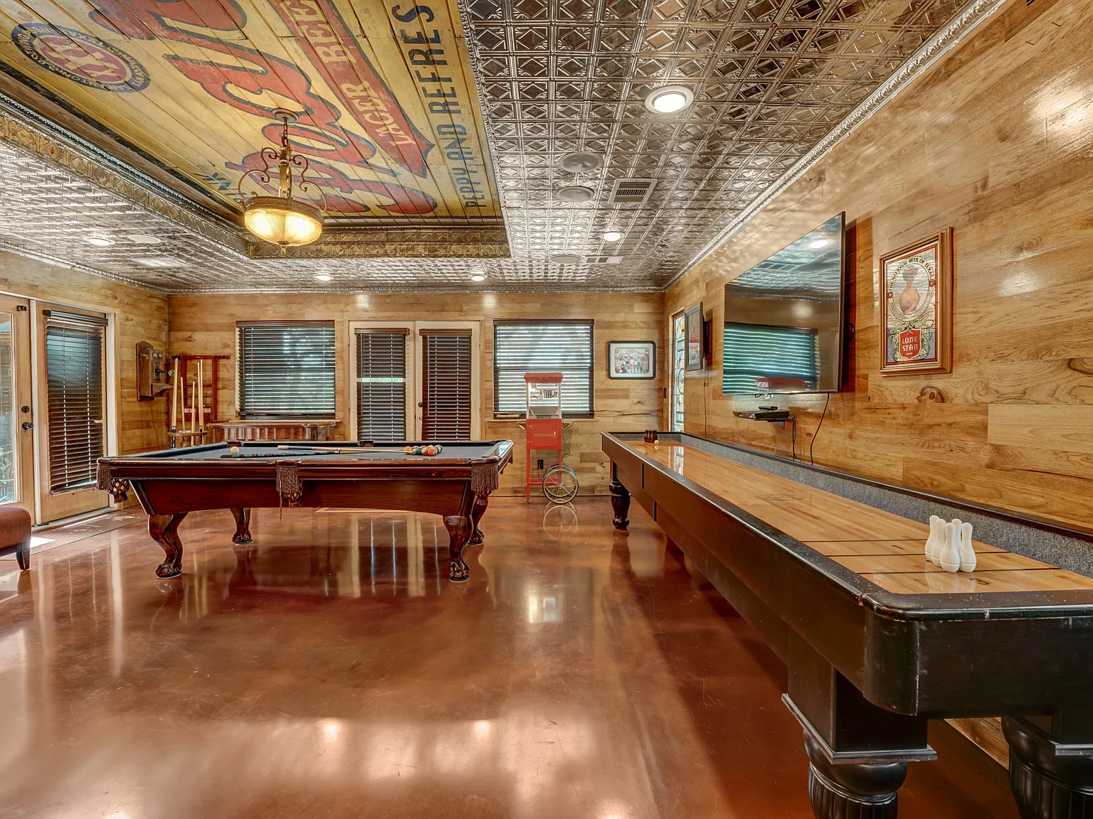 5 bed, 3100 sqft, $7,500 — Photo 2