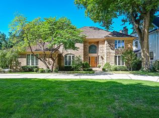 212 N County Line Rd, Hinsdale, IL 60521