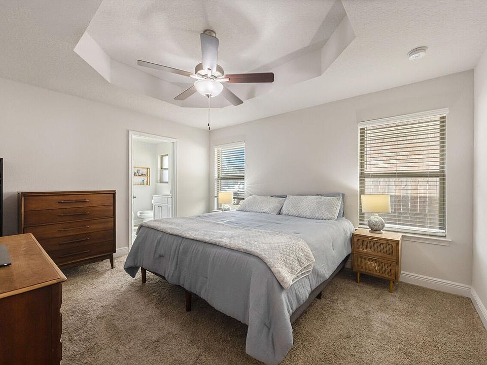 1st image of 109 Ridgeway Cir