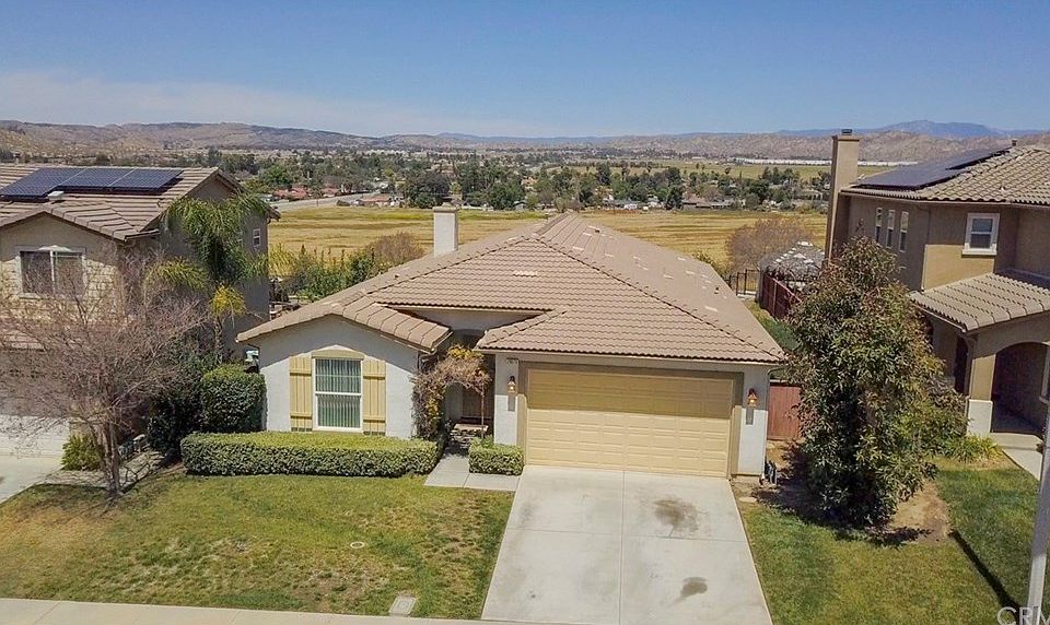 2nd image of 29070 Alicante Ave