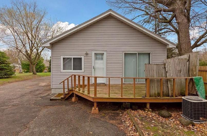 2nd image of 13064 Crooked Lake Blvd NW