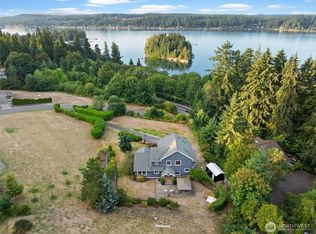 471 Dungeness Dr, Fox Island, WA