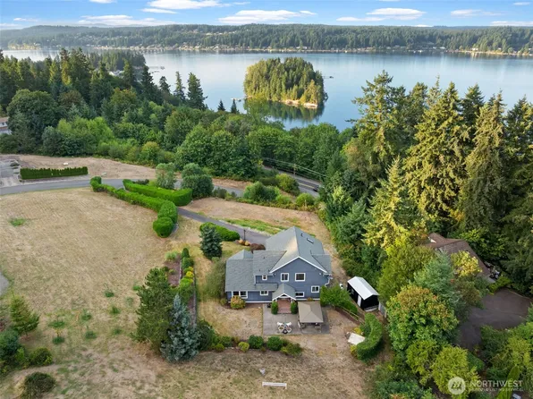 471 Dungeness Drive, Fox Island, WA 98333