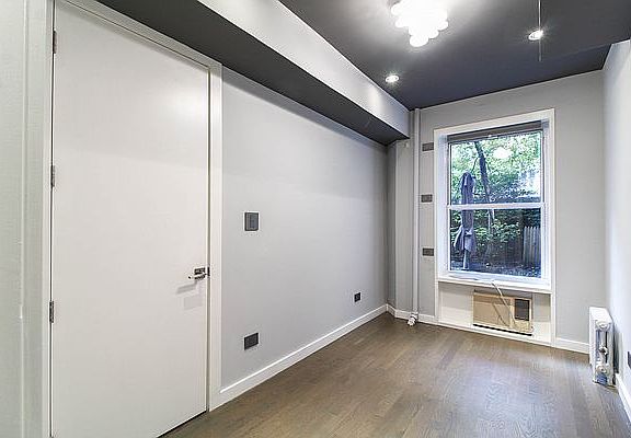 5th image of 311 W 91st St #1A