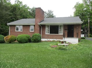 605 8th St, Radford, VA 24141