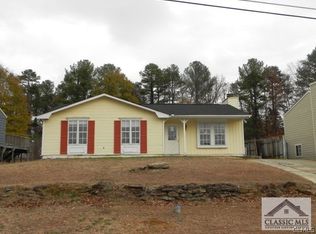 836 Sunfield Dr NW, Lilburn, GA 30047
