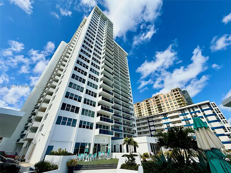 3140 S Ocean Dr #512 — Photo 69