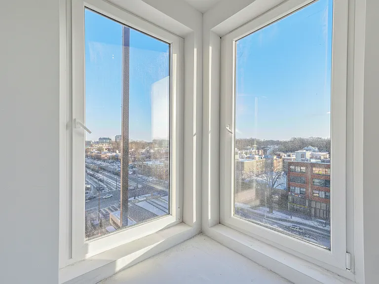 1035 Commonwealth Ave — Photo 12