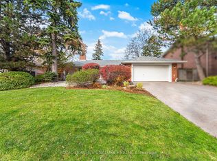 14 Echo Valley Rdg, Toronto, ON M9B 2B3