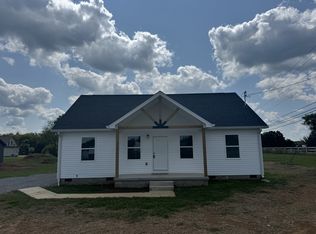 2101 Laws Hill Cir, Lewisburg, TN 37091