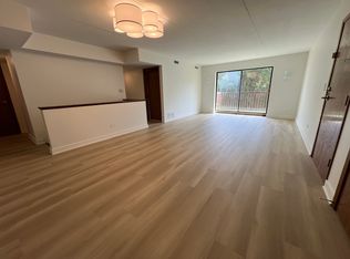 2416 W Foster Ave APT 1N, Chicago, IL 60625