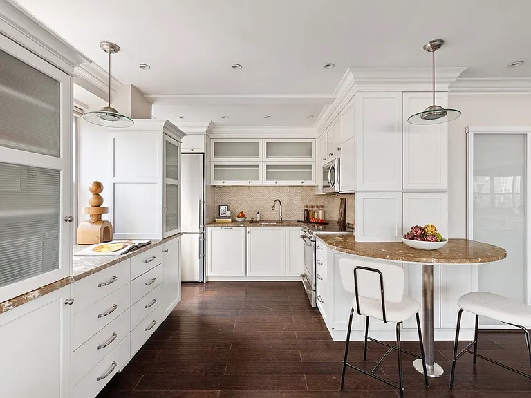 80 Park Ave #19N — Photo 13