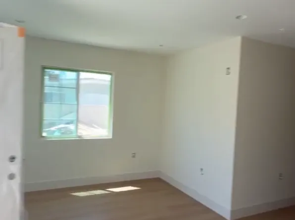 755 E 48th St #755, Los Angeles, CA 90011