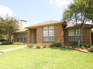7122 Highland Heather Ln, Dallas, TX 75248
