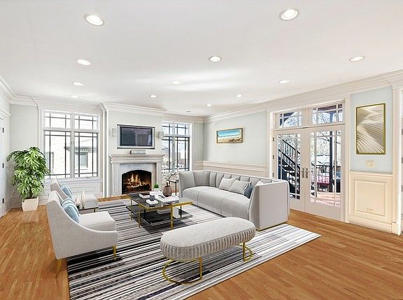 3rd image of 5733 N Cicero Ave