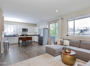 404 Chickadee Ln, Gypsum, CO 81637