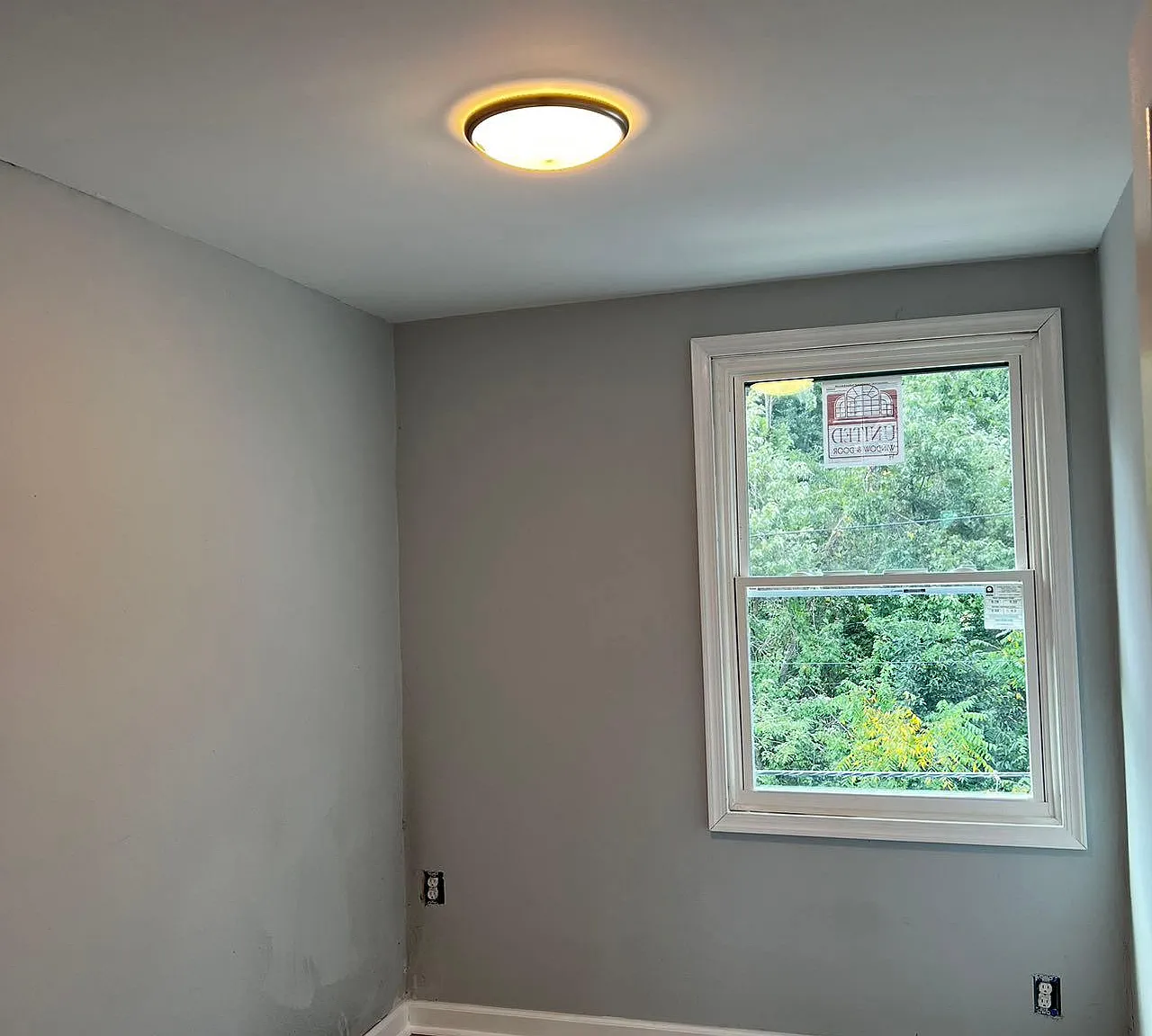 145 Madison Dr — Photo 3