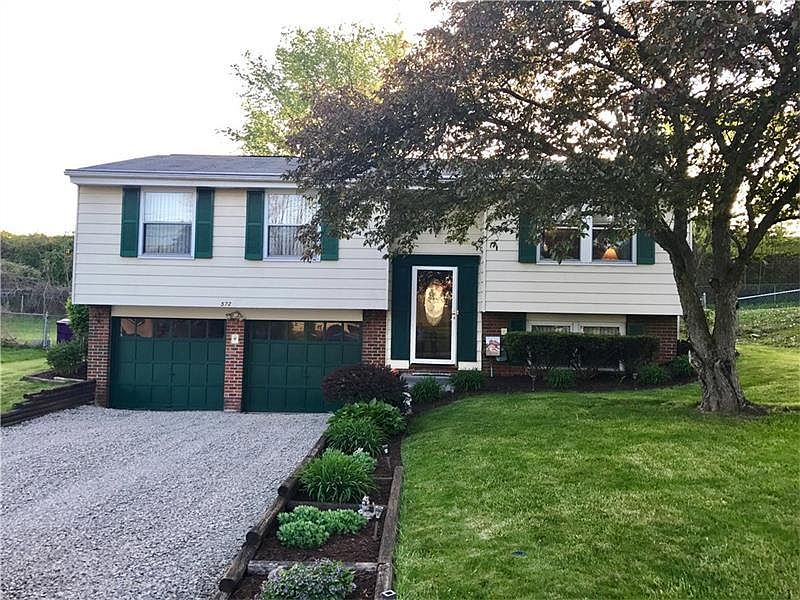 1st image of 572 Carnival Dr