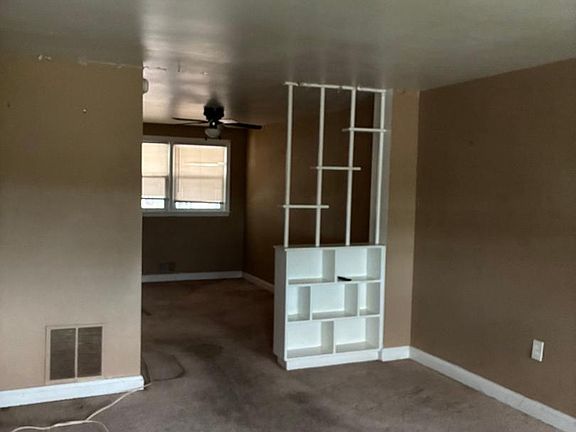 5th image of 3830 Sinclair Ln S