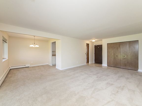 5th image of 2420 E Brandenberry Ct APT 2I