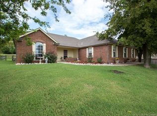 8811 E 105th St N, Owasso, OK 74055