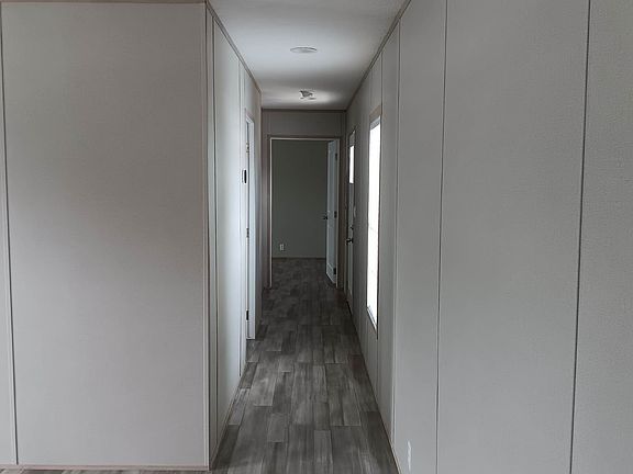 5th image of 29 Dale Dr