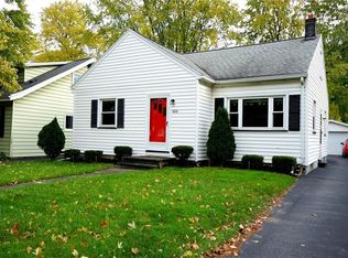 606 Howard Rd, Rochester, NY 14624