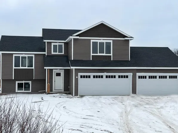 4682 9th St NE, Saint Cloud, MN 56304