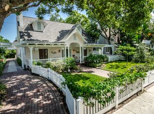 432 Scotland St, Dunedin, FL 34698