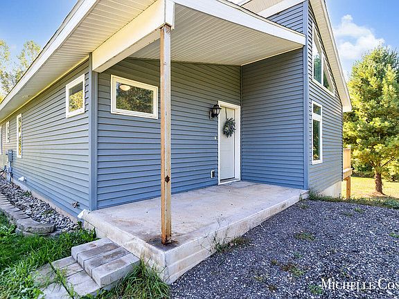 2nd image of 2604 Wiersma St NE