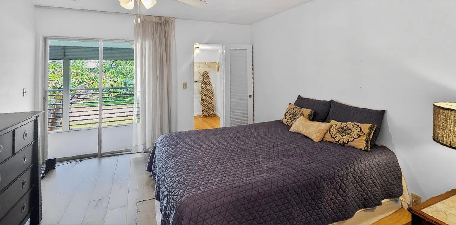 2 bed, 2.0 bath, 886 sqft, $2,150 — Photo 4