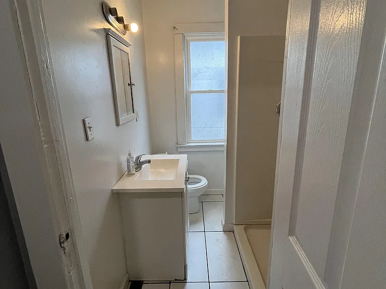 121 Minnesota Ave #1 — Photo 5