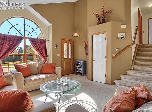 4th image of 7910 Manston Dr