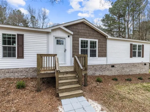 3435 Deerfield Rd, Loganville, GA 30052