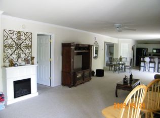 204 Oak Dr, North Myrtle Beach, SC 29582
