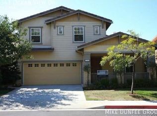 2341 Ocean View Dr, Signal Hill, CA 90755
