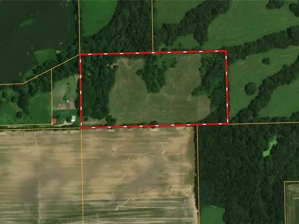 5776 N 925th St, Paris, IL 61944