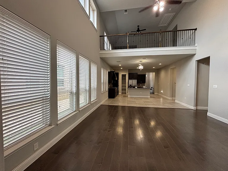 3421 Poinsettia Way — Photo 10