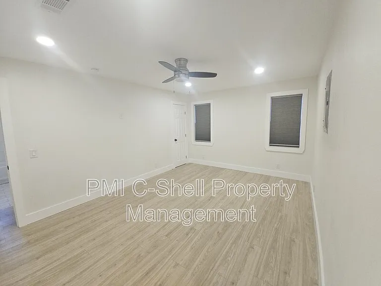 913 W Hernandez St — Photo 5