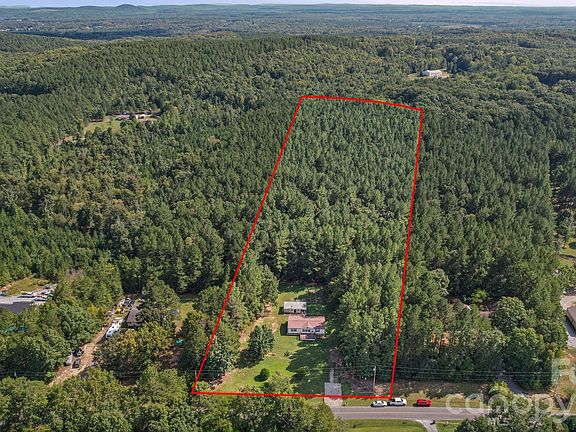 5th image of 420 Panther Point Trl