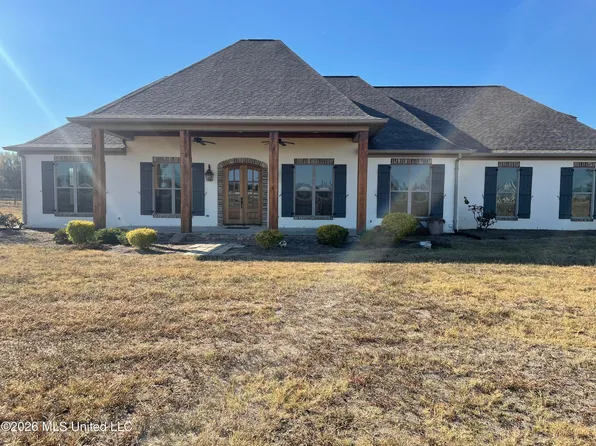 719 Leesburg Rd, Pelahatchie, MS 39145