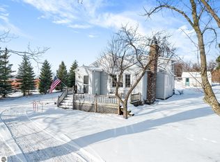 1189 Gray Rd, Traverse City, MI 49686