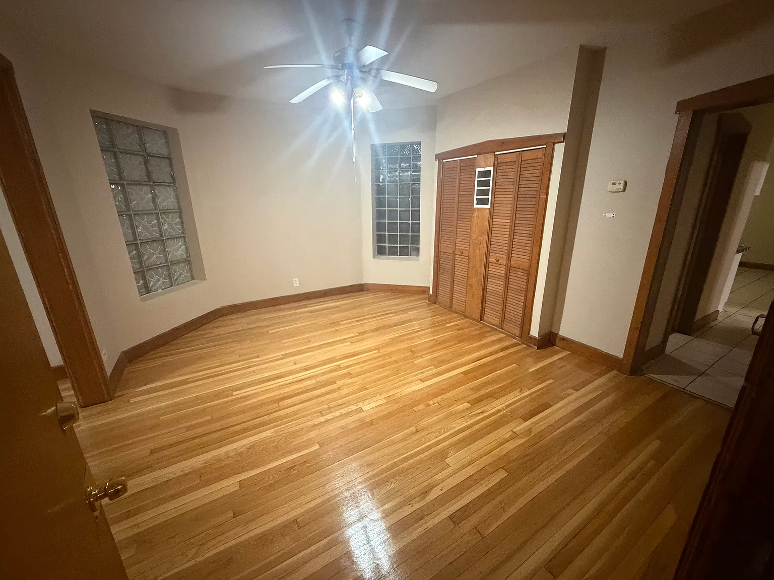 3 bed, $1,725 — Photo 1