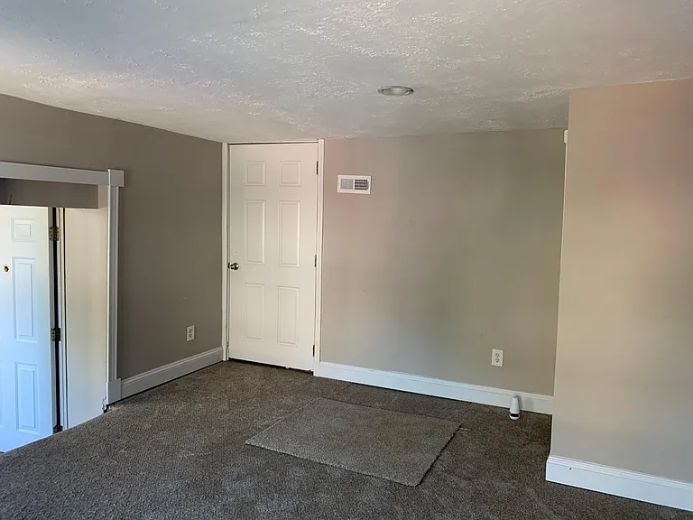 505 Tafel St — Photo 5
