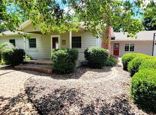802 S State St, Iola, KS 66749