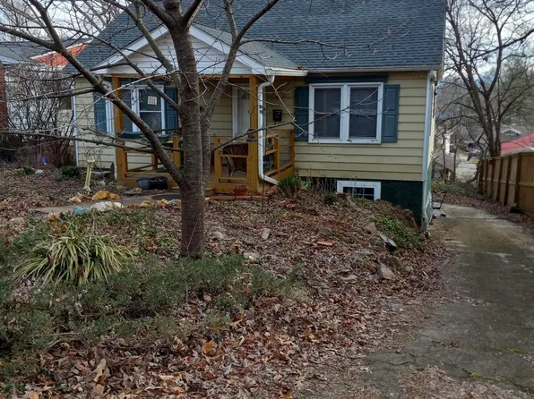 14 Princeton Dr, Asheville, NC 28806