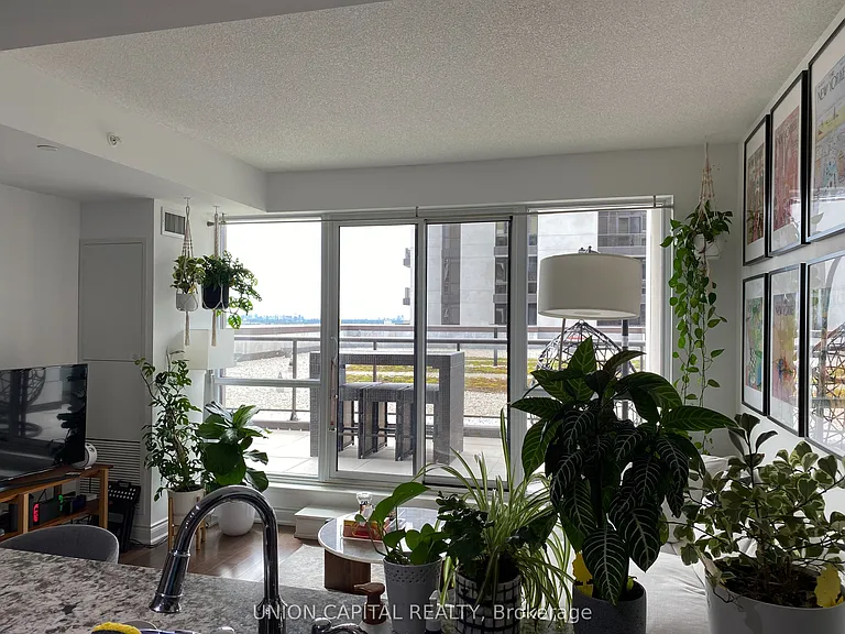 38 Cedarland Dr #1010 — Photo 8