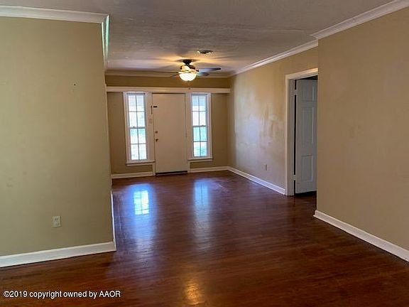 3rd image of 1013 S Bonham St