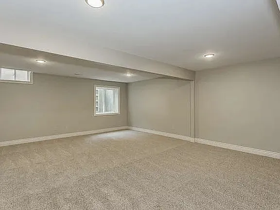 2307 N Hathway Cir — Photo 4